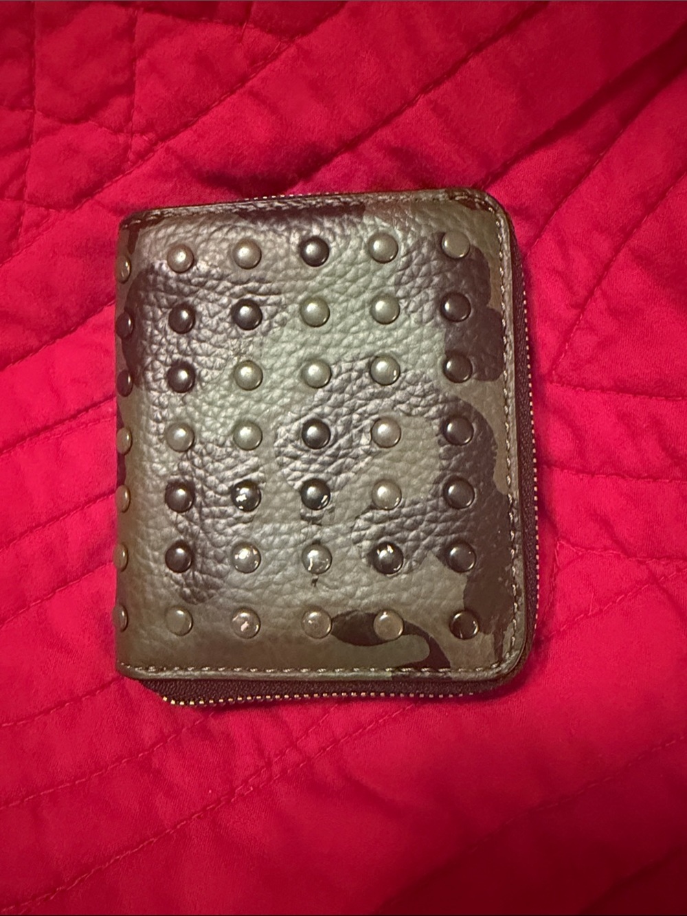 Coach Brown Zip-Around Leather Card Wallet, The pull for the zipper is missing
